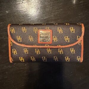 Dooney & Bourke Black and Brown Logo Wallet